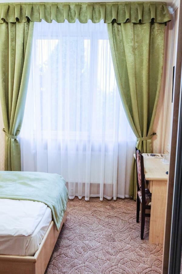 Оздоровчий Комплекс Гайки Заїзд Провулок Сухий Яр 12 Hotell Zjytomyr Eksteriør bilde